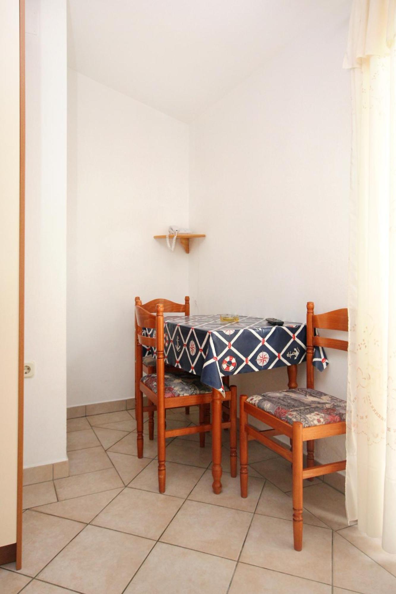 Apartments And Rooms By The Sea Pag - 3152 パグ エクステリア 写真