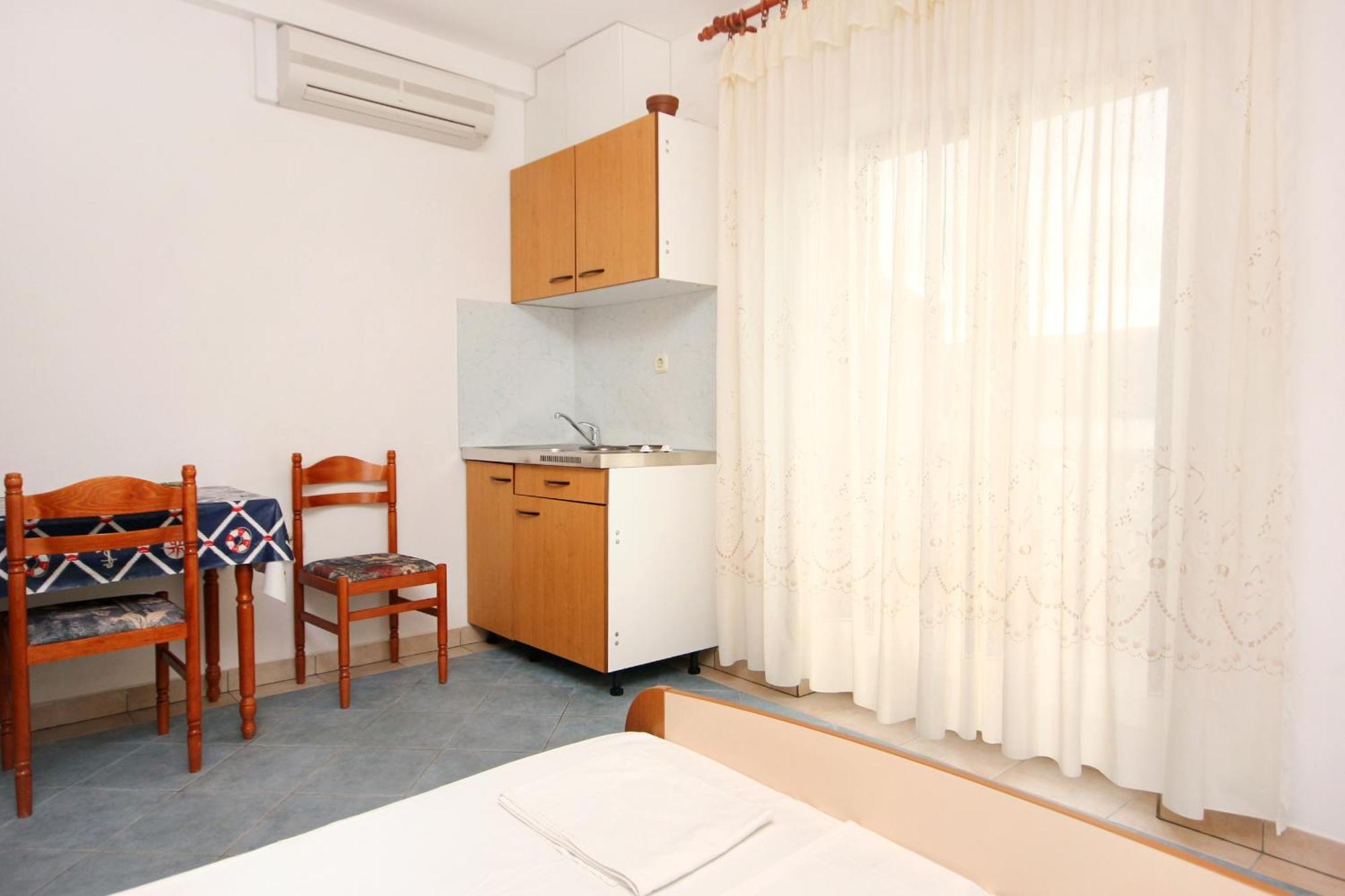 Apartments And Rooms By The Sea Pag - 3152 パグ 部屋 写真